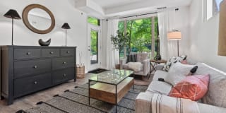 808 Berry Place Gallery 5