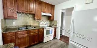 Charming 3 bedroom / 2 bathroom house now available for rent! Gallery 4