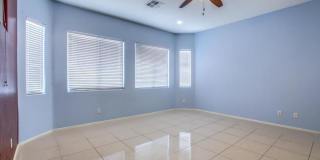 Gorgeous 4 bed 3 bath Single Level Home in Norterra Area Gallery 16