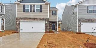 Brand New 4 Bedroom 2.5 Bath House in Hamptons of Hickory Gallery 1