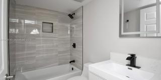 4240 Village Dr Gallery 10