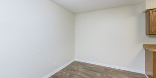 Laurel Ridge Apartments Gallery 54