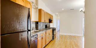 1952 Calvert Street Northwest Gallery 8