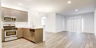 MODERNO North Hollywood Gallery 10