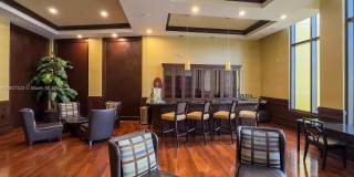 16275 Collins Avenue Gallery 25