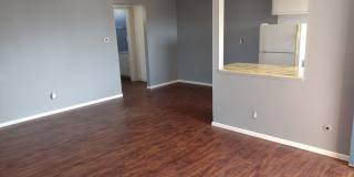 633 E Park Gallery 1