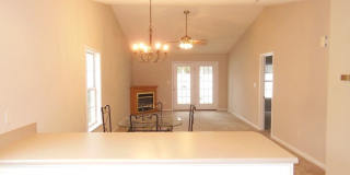 2 Bedroom 2 Bath Townouse Gallery 6