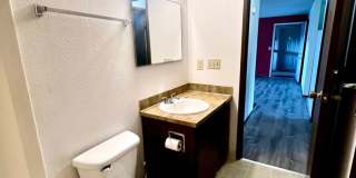Upper-Floor Unit in Fourplex near Tacoma Mall Upper-Floor Unit in Fourplex near Tacoma Mall Gallery 16