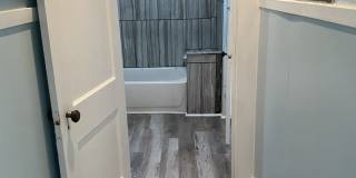 1914 South Pine Street Gallery 3