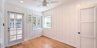 601 9th St Gallery 11