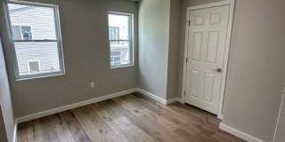 2723 SEARS Street Gallery 8
