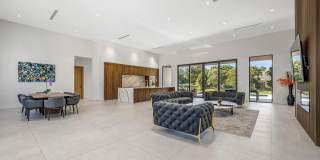 1000 SW 93rd Avenue Gallery 7