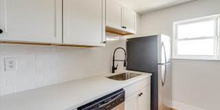 FULLY RENOVATED duplex in East Ridge! Gallery 11
