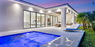 2757 Northeast 34th Street Gallery 23