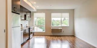 The Marilyn Gallery 9