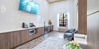 The Hawthorne Gallery 20