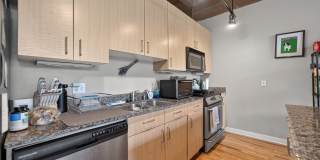 2201 W Wabansia Avenue Gallery 9