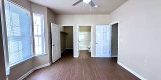 The Mandell Gallery 37