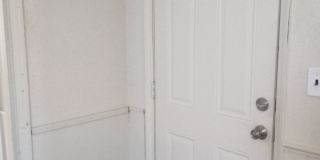 Efficiency for Rent Gallery 1