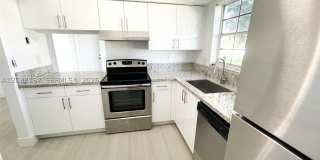 2421 NW 96th Ter 2421 NW 96th Ter Gallery 1
