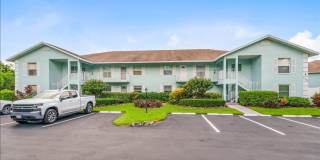 ANNUAL RENTAL - FURNISHED 2 BED / 2 BATH CONDO IN EDGEWOOD Gallery 1