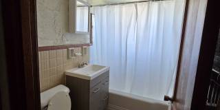 4029 Reading Rd Gallery 18