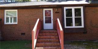122 Girard Avenue Gallery 1