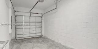 204 SE Woodbark St Gallery 19