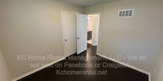 5012 Powell Ave. Gallery 17