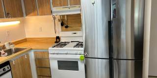 Fully furnished 1 bedroom w/ parking near Hawaii Convention Center, Ala Moana Shopping Center and Beach Park! Gallery 23