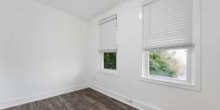 2 bedroom 1.5 bath rowhome for rent in Baltimore Gallery 16