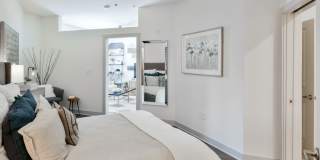 Park 35 on Clairmont Gallery 10