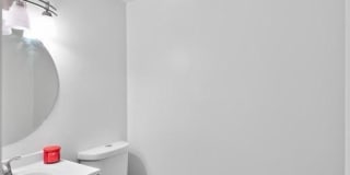 2523 Robinson Place Gallery 10