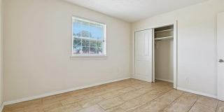 4444 W ESPLANADE Avenue Gallery 11