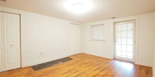 12 W Clay Street Gallery 4