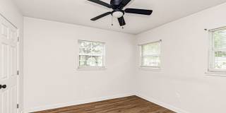 3 Bedroom Home In Broadmoor Gallery 6