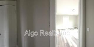 133 Winifred Street West - 2 Gallery 6