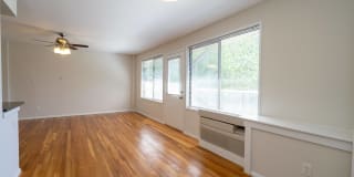Cardinal Court Apartments Gallery 15