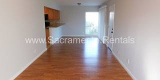 Wonderful Sierra Oaks 3bd/2ba Duplex with 2 Car Garage Gallery 10