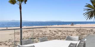 800 W Oceanfront Gallery 16