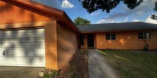 708 Bahia Cir Gallery 1