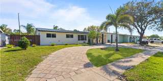 630 NE 23rd Ct Gallery 4