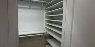 910 W Hallam Street unit: 12 Gallery 25