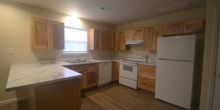 3 Bed 1.5 Bath Duplex Gallery 1