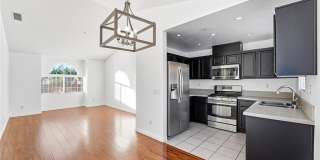 1513 E Spruce Gallery 1