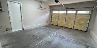 212 9th Street Gallery 1