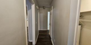211 Plantation Road Gallery 57