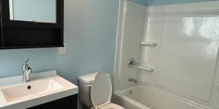 2 Bed, 2.5 Bath – Second-Story Laundry & Walkable Park Location Gallery 3