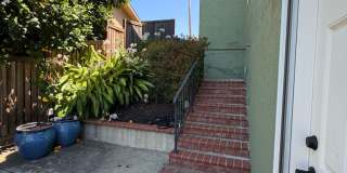 Nicely remodeled 1 bedroom Suite, All utilities paid + WiFi Gallery 3
