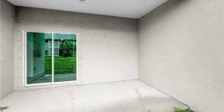 1322 Trafalgar Parkway Gallery 32